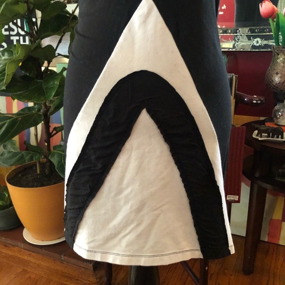 Low Cut Dress - Picture 5 of 16